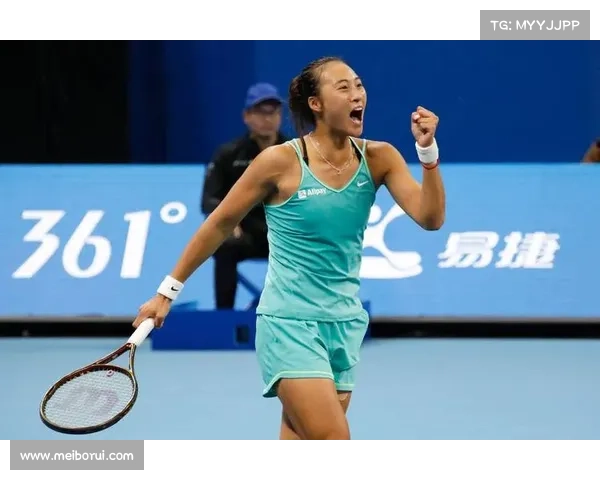 郑钦文发球破局！中国金花草地突围，袁悦张帅虽败犹荣